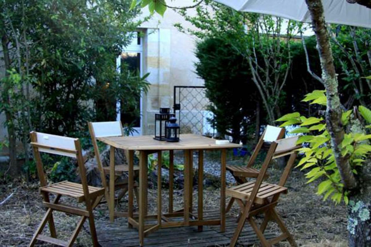 Appartement Le Chateau Merignac  Bagian luar foto
