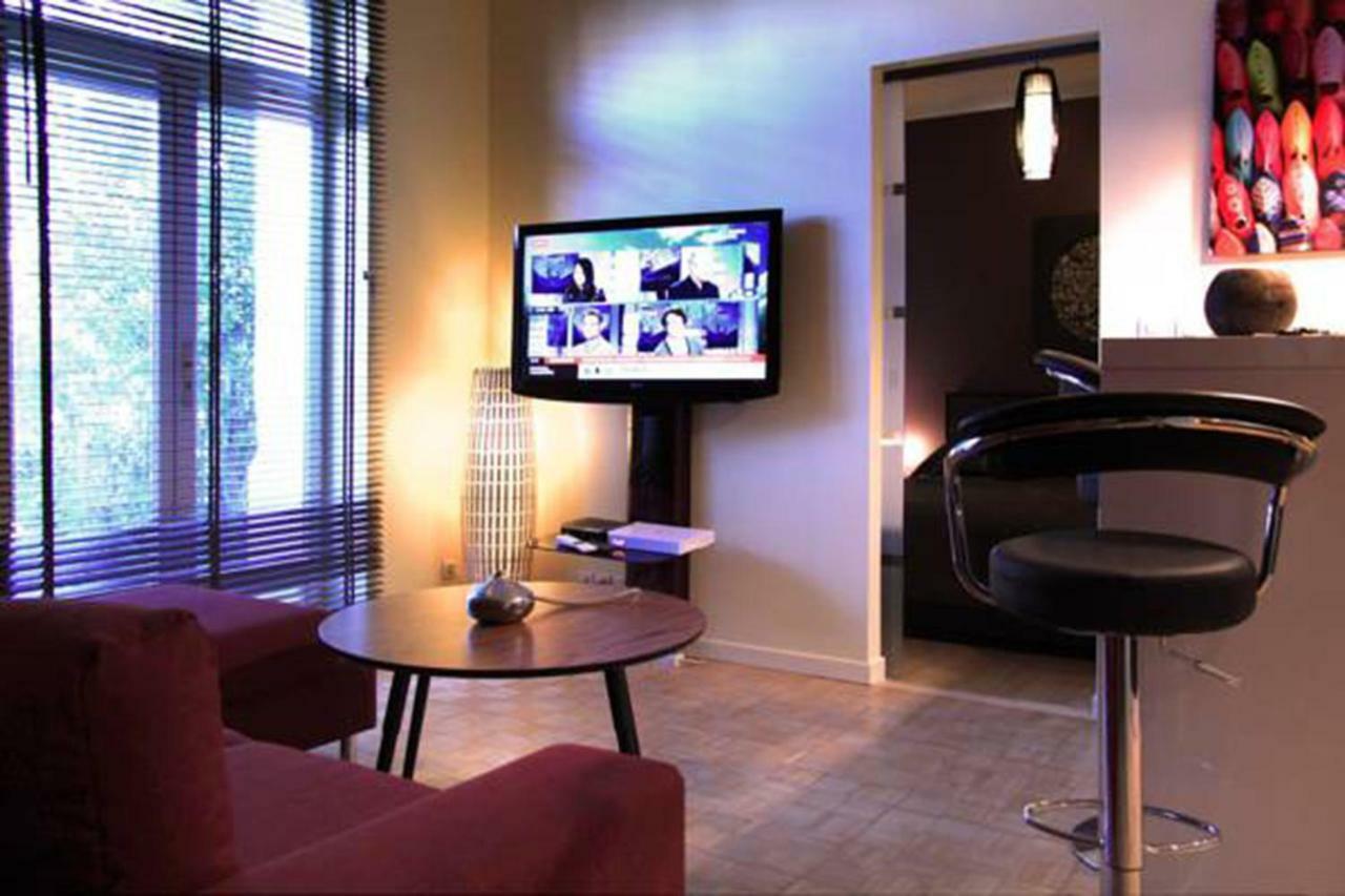 Appartement Le Chateau Merignac  Bagian luar foto
